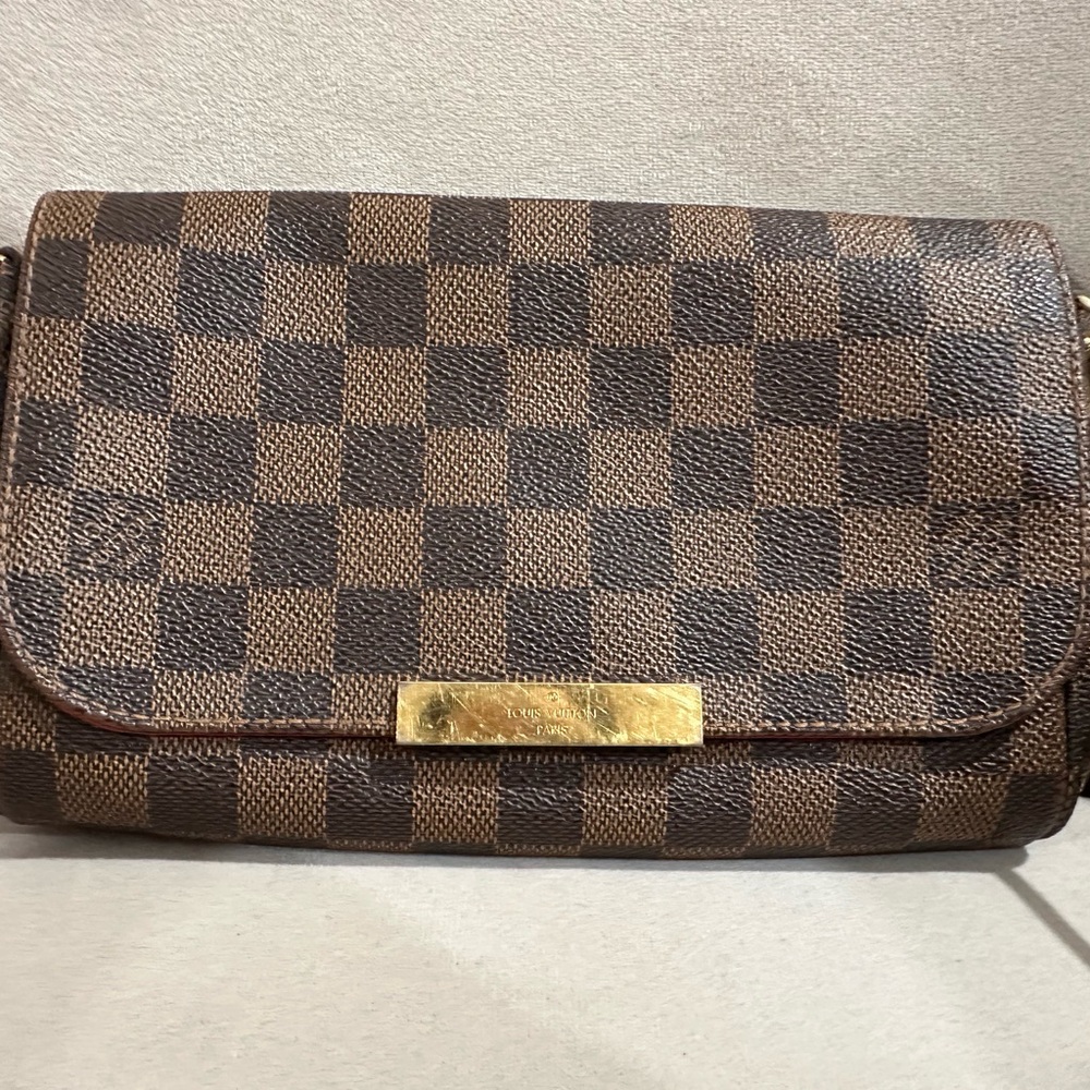 Louis Vuitton Favorite Pm Damier Ebene Leather Crossbody Bag Clutch Authentic.